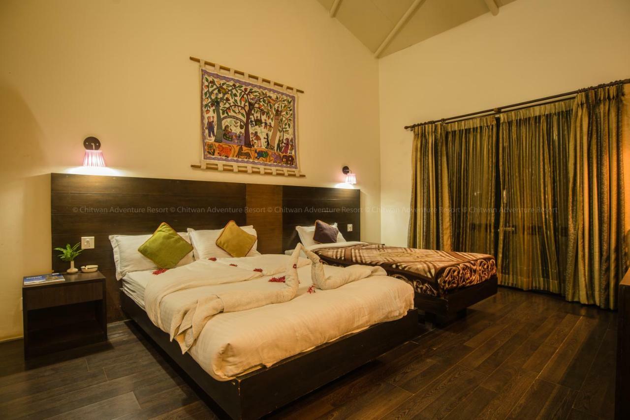 Chitwan Adventure Resort Sauraha Eksteriør billede